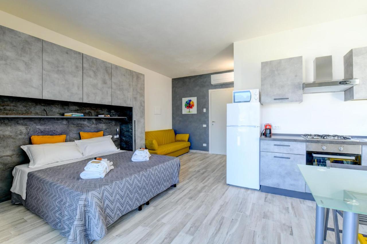 Studio Baldo - Brenzone Holiday Apartments Екстер'єр фото