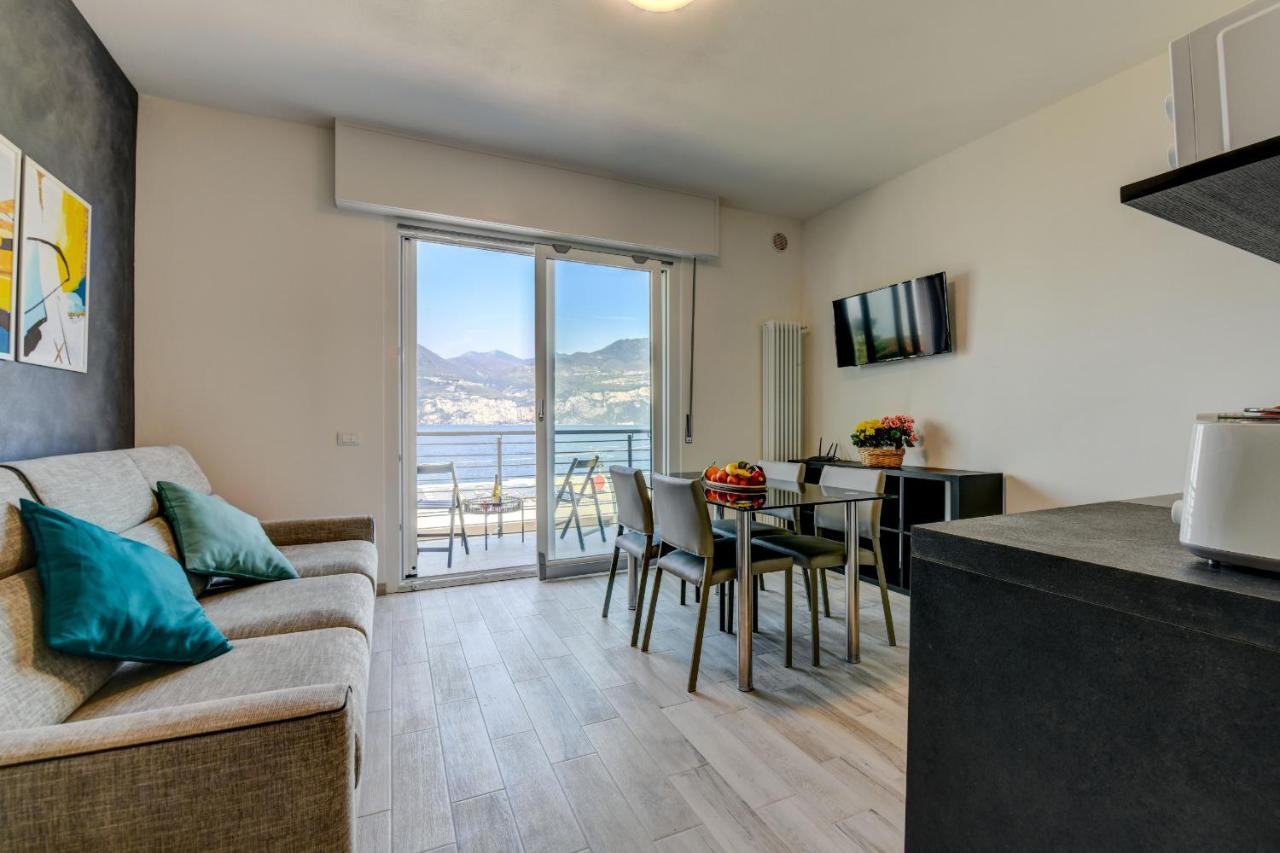 Studio Baldo - Brenzone Holiday Apartments Екстер'єр фото