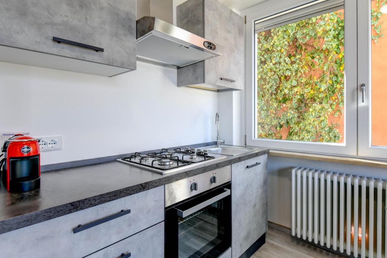 Studio Baldo - Brenzone Holiday Apartments Екстер'єр фото